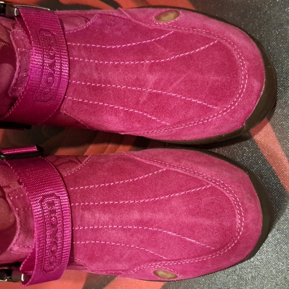 Coach Boots - Picture 4 of 10